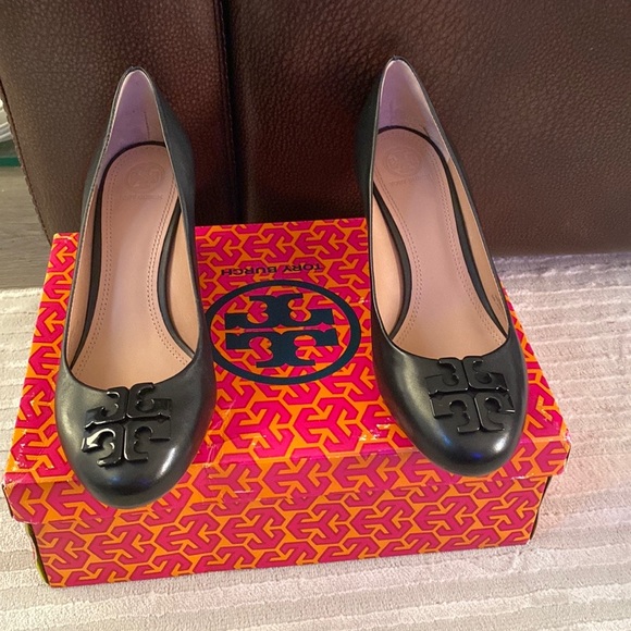 Tory Burch Lowell 65mm Wedge Pumps